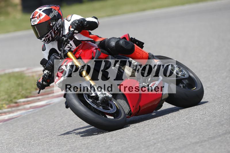 /27 12.06.2025 Ducati Schweiz Trackday Warmup  ADR/blau-bleu/19-1